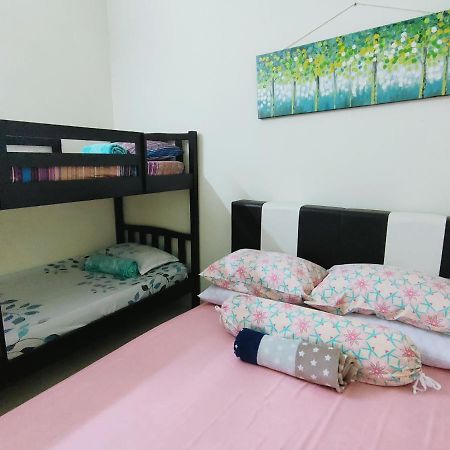 Hanaa Homestay Meru Ipoh Buitenkant foto