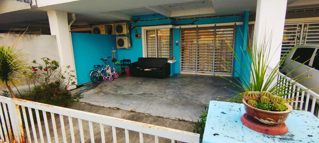 Hanaa Homestay Meru Ipoh Buitenkant foto